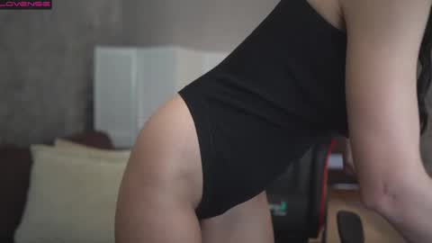 Oxana   Hi friends all my videos are 50 off check my bio online show from 02.27.25