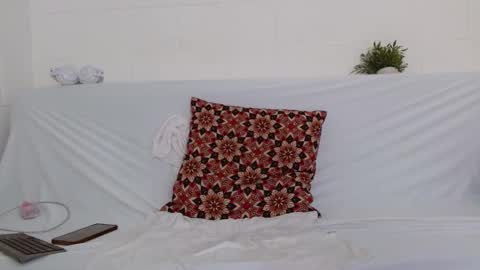 Snapshot of oxxy_jean chatting on 01.14.25 Jeannifer online show from 01.14.25