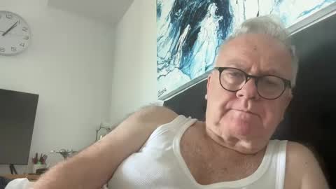 ozhairybearxxxx online show from 01.06.25