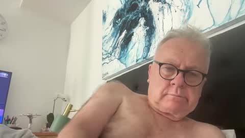 ozhairybearxxxx online show from 01.13.25