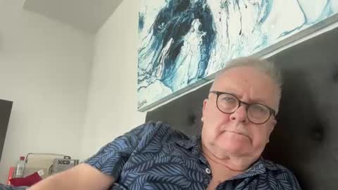 ozhairybearxxxx online show from 02.18.26