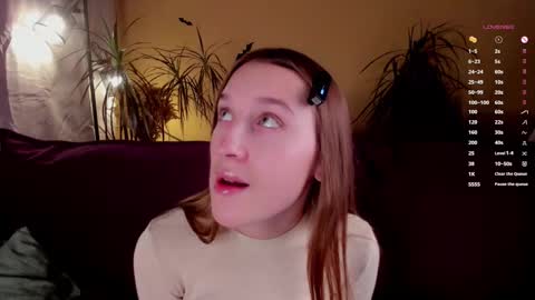 Snapshot of oziecarmona chatting on 10.31.25 Caroline or just Lina online show from 10.31.25