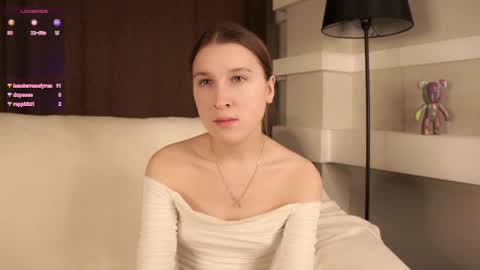 Caroline or just Lina online show from 02.02.26