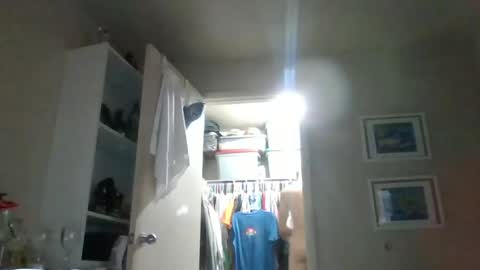 0zzy78 online show from 10.19.25