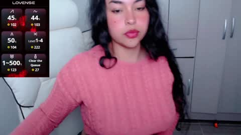 Snapshot of p_o_l_e_t_t chatting on 02.01.25 Jane online show from 02.01.25