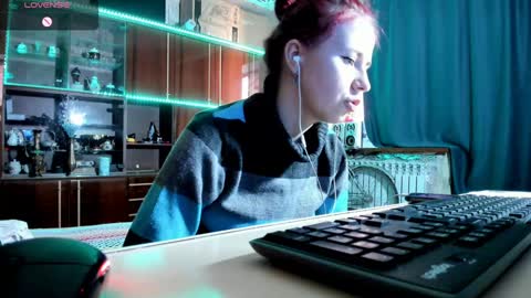 Ella online show from 02.01.25