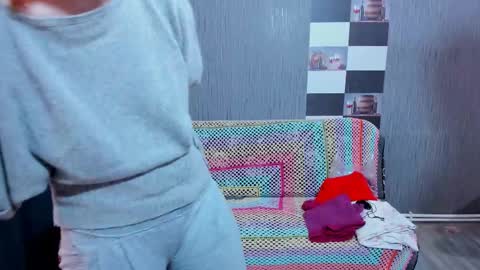 Ella online show from 11.29.25