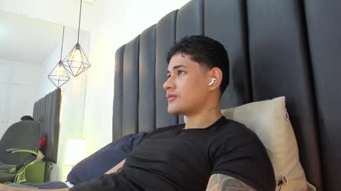 Javi    online show from 02.06.26