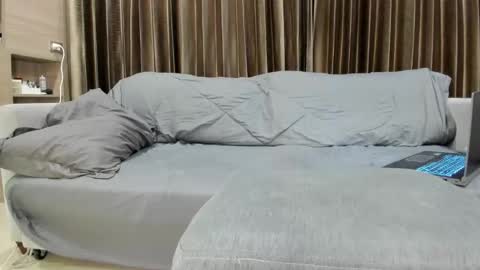 Snapshot of pablo_feet chatting on 09.29.25 Paolo 187 84 online show from 09.29.25