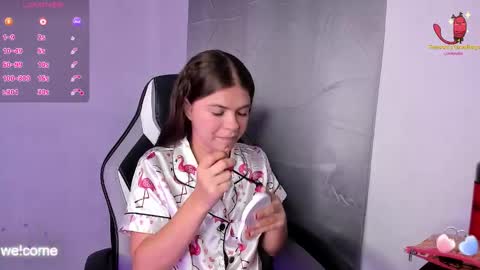 Snapshot of paigejayden chatting on 11.18.25 Paige online show from 11.18.25