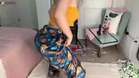 Snapshot of paigepawg chatting on 03.22.26 PaigePawg online show from 03.22.26