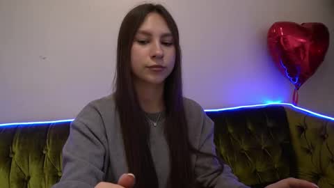 Snapshot of paigeprado chatting on 02.16.25 Paige online show from 02.16.25