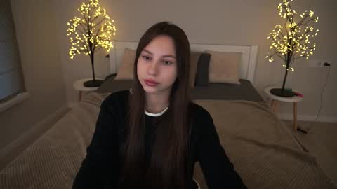 Snapshot of paigeprado chatting on 09.25.25 Paige online show from 09.25.25