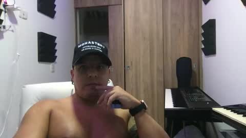 paisaexotico online show from 10.22.25