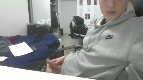 Snapshot of pajakot chatting on 02.04.26 pere online show from 02.04.26