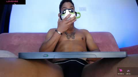 Snapshot of palo_santo06 chatting on 05.12.26 Palo Santo online show from 05.12.26