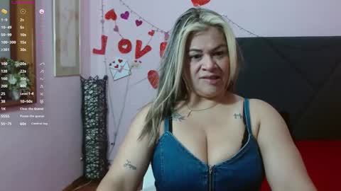 pamela_echeverria online show from 05.16.26