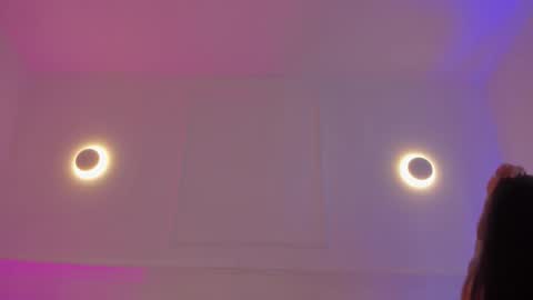 Manuela online show from 10.28.25