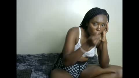 Snapshot of pamelacreed7 chatting on 01.11.25 pamela online show from 01.11.25