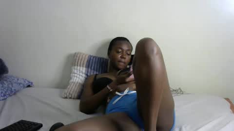 Snapshot of pamelacreed7 chatting on 02.17.25 pamela online show from 02.17.25