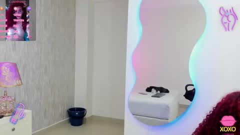 Snapshot of pamelamiler_ chatting on 11.14.25 TELL ME PAMELLA AND GIVE ME A GOOD GRADE ITS IMPORTANT online show from 11.14.25