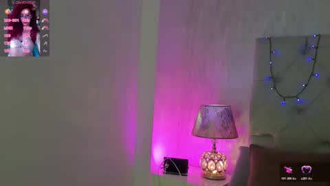 Snapshot of pamelamiler_ chatting on 11.15.25 TELL ME PAMELLA AND GIVE ME A GOOD GRADE ITS IMPORTANT online show from 11.15.25