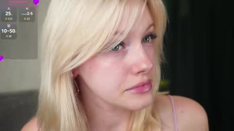 Snapshot of pamelaryant chatting on 09.24.25 Diana online show from 09.24.25