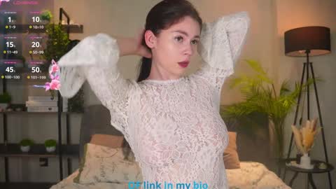 Snapshot of pamelaryant chatting on 10.23.25 Diana online show from 10.23.25