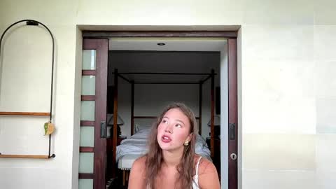 Kamila online show from 04.30.26