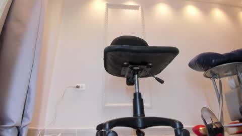 Snapshot of pandora__foster chatting on 03.05.25 Pandora online show from 03.05.25