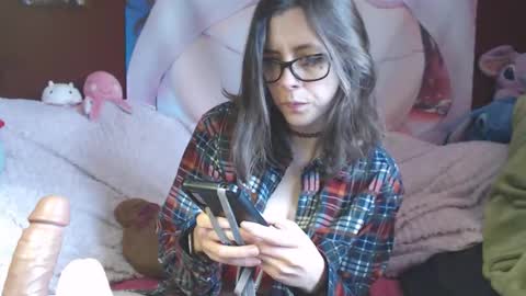 Snapshot of pandora_allsorts chatting on 09.27.25 pandora-allsorts online show from 09.27.25