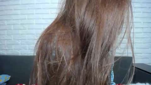 Snapshot of pandora_best chatting on 03.01.25 Lolo online show from 03.01.25