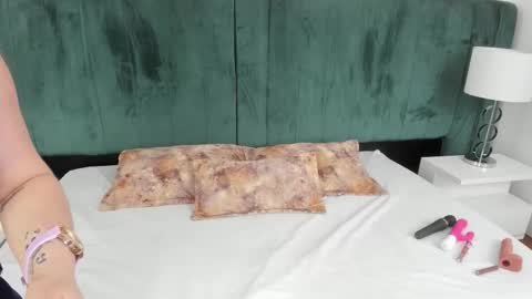 PANDORA  online show from 09.24.25