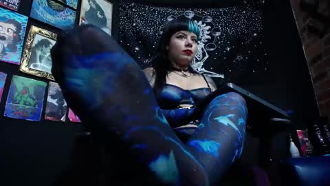       online show from 03.03.25