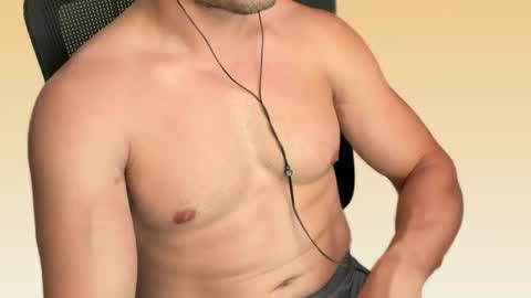 Snapshot of panotodede chatting on 11.28.25 panotodede online show from 11.28.25