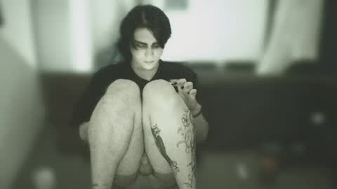 In bio online show from 04.15.26