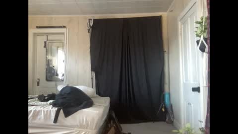 Pantiesofthefae online show from 02.22.25