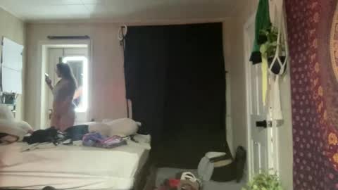 Pantiesofthefae online show from 03.04.25