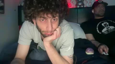 Snapshot of pantslesstraveler_plt chatting on 11.27.25 PantsLessTraveler online show from 11.27.25