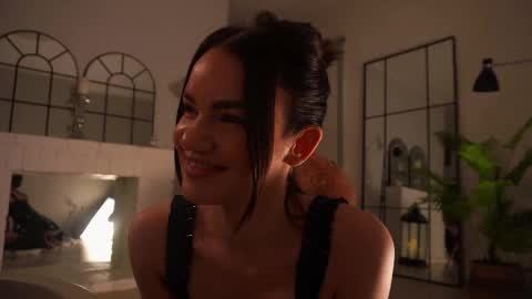 Snapshot of pantykrist chatting on 09.19.25 Kristina Kriss online show from 09.19.25