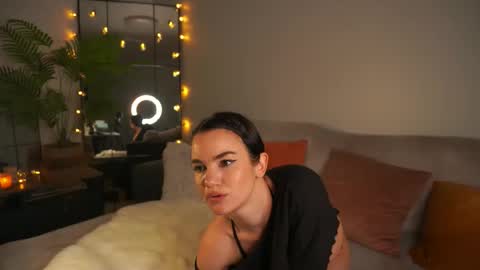 Snapshot of pantykrist chatting on 10.19.25 Kristina Kriss online show from 10.19.25