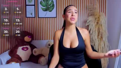 Snapshot of paolabigboobs_ chatting on 10.29.25 paola online show from 10.29.25