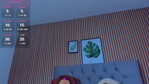 Snapshot of paolabigboobs_ chatting on 12.05.25 paola online show from 12.05.25