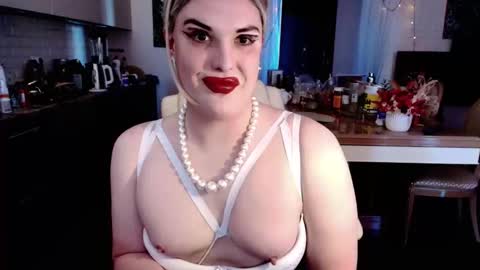 Snapshot of paoladoll chatting on 05.16.26 Sarina Williams online show from 05.16.26