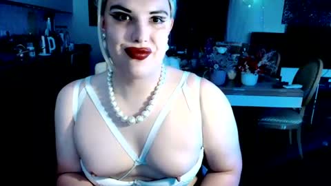 Snapshot of paoladoll chatting on 06.15.26 Sarina Williams online show from 06.15.26