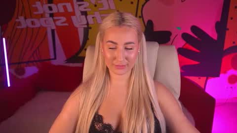 Lia online show from 03.04.26