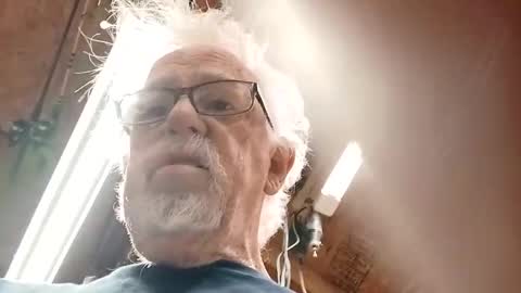 papajb70 online show from 11.28.25