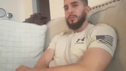 papicubano_guapo23cm online show from 10.27.25