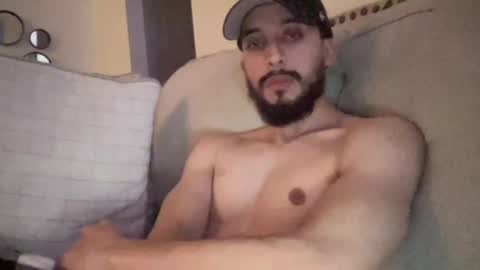 Snapshot of papicubano_guapo23cm chatting on 02.03.26 papicubano_guapo23cm online show from 02.03.26