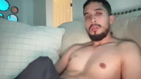 Snapshot of papicubano_guapo23cm chatting on 06.30.26 papicubano_guapo23cm online show from 06.30.26